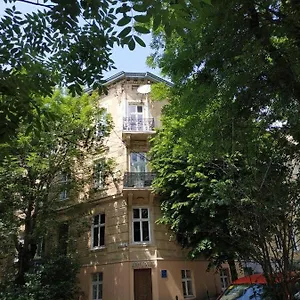  Проживание в семье Кімната в серці Львова Украина